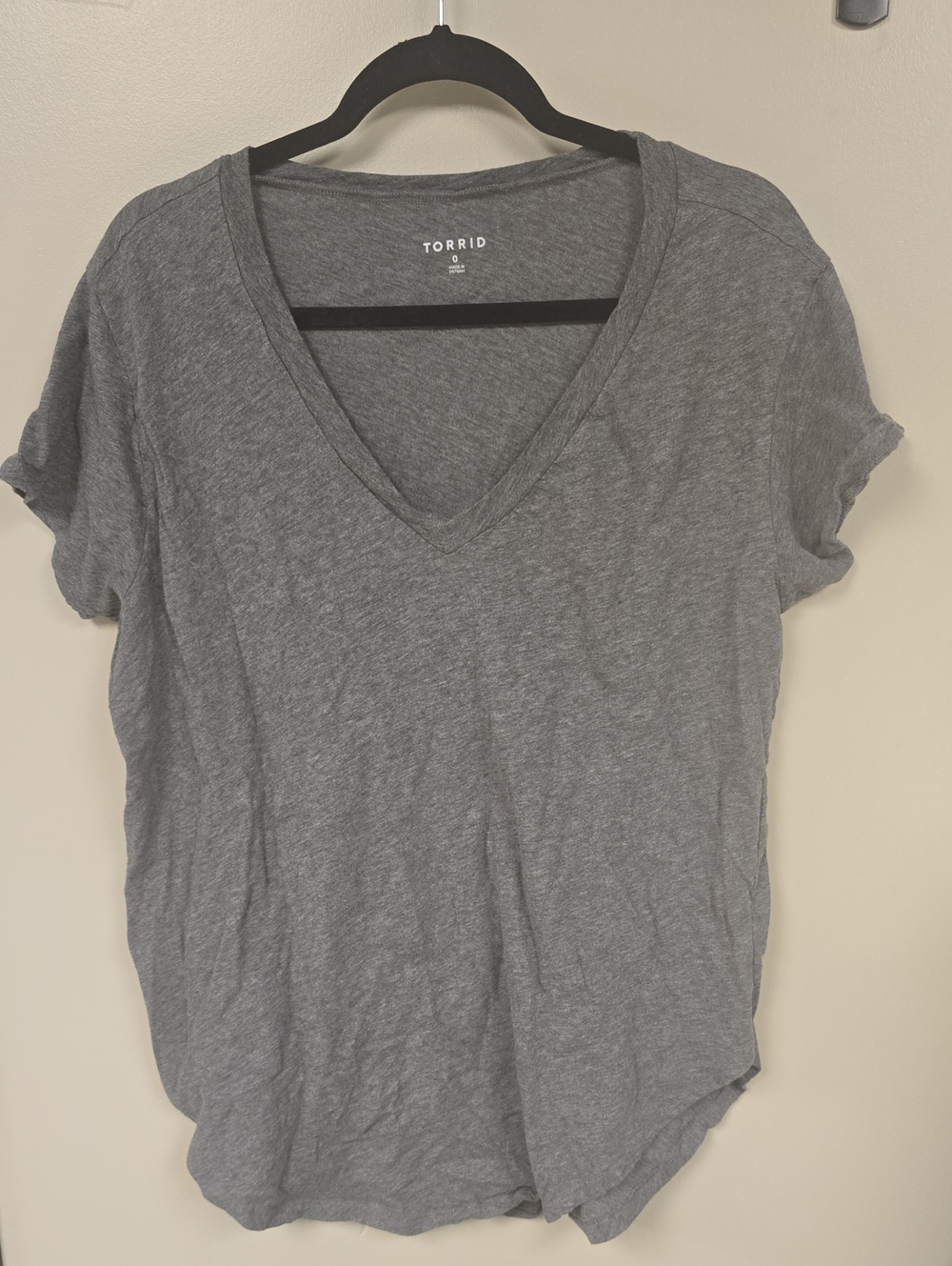 torrid Heather Gray V-Neck Short Sleeve Tee